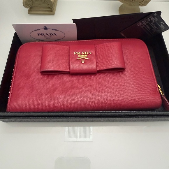 Authentic pink Prada Bow Wallet with box, authenticity card,COA. - Picture 13 of 17